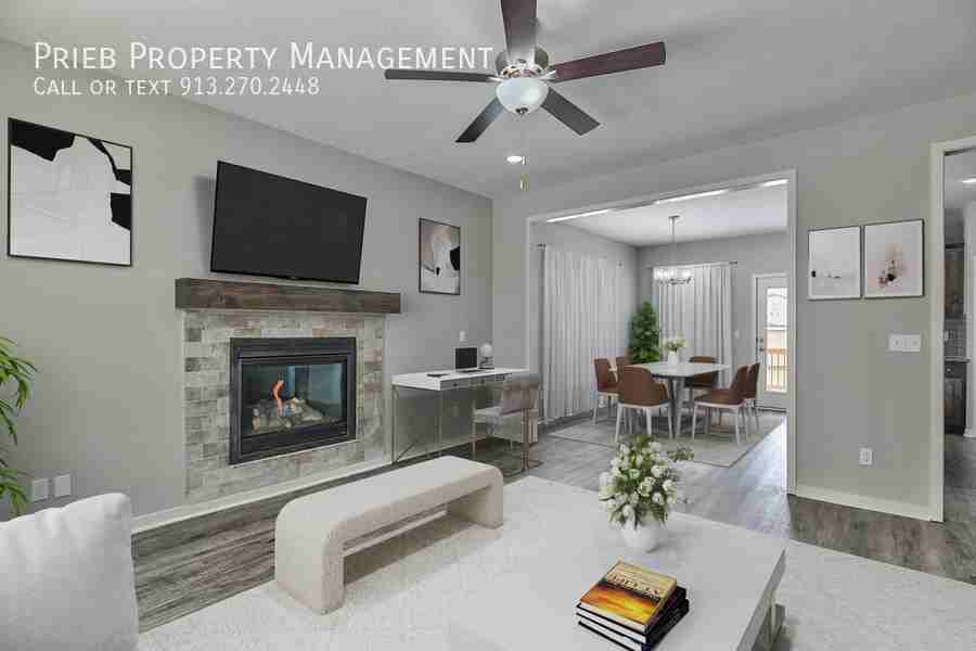 16965 S Walter St - Photo 2 of 19