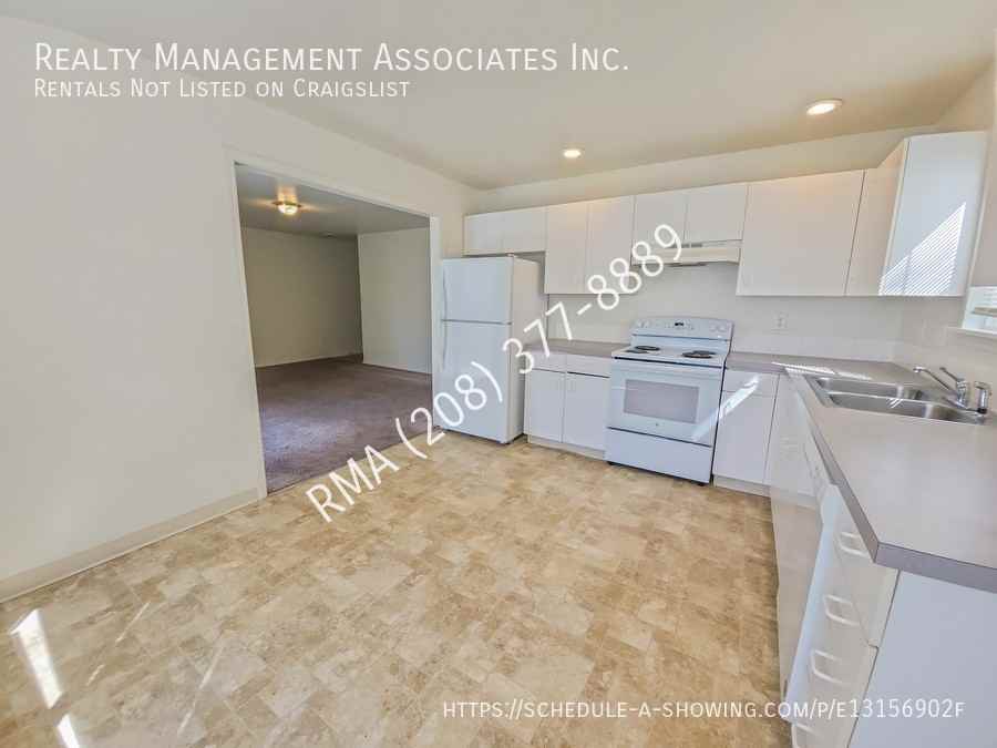 835 N White Barn Rd - Photo 7 of 16