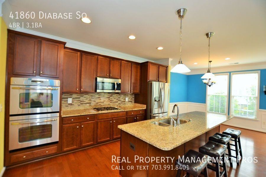 41860 Diabase Sq - Photo 2 of 32