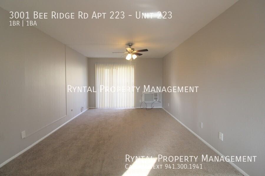 3001 Bee Ridge Rd Apt 223 #223 - Photo 4 of 17