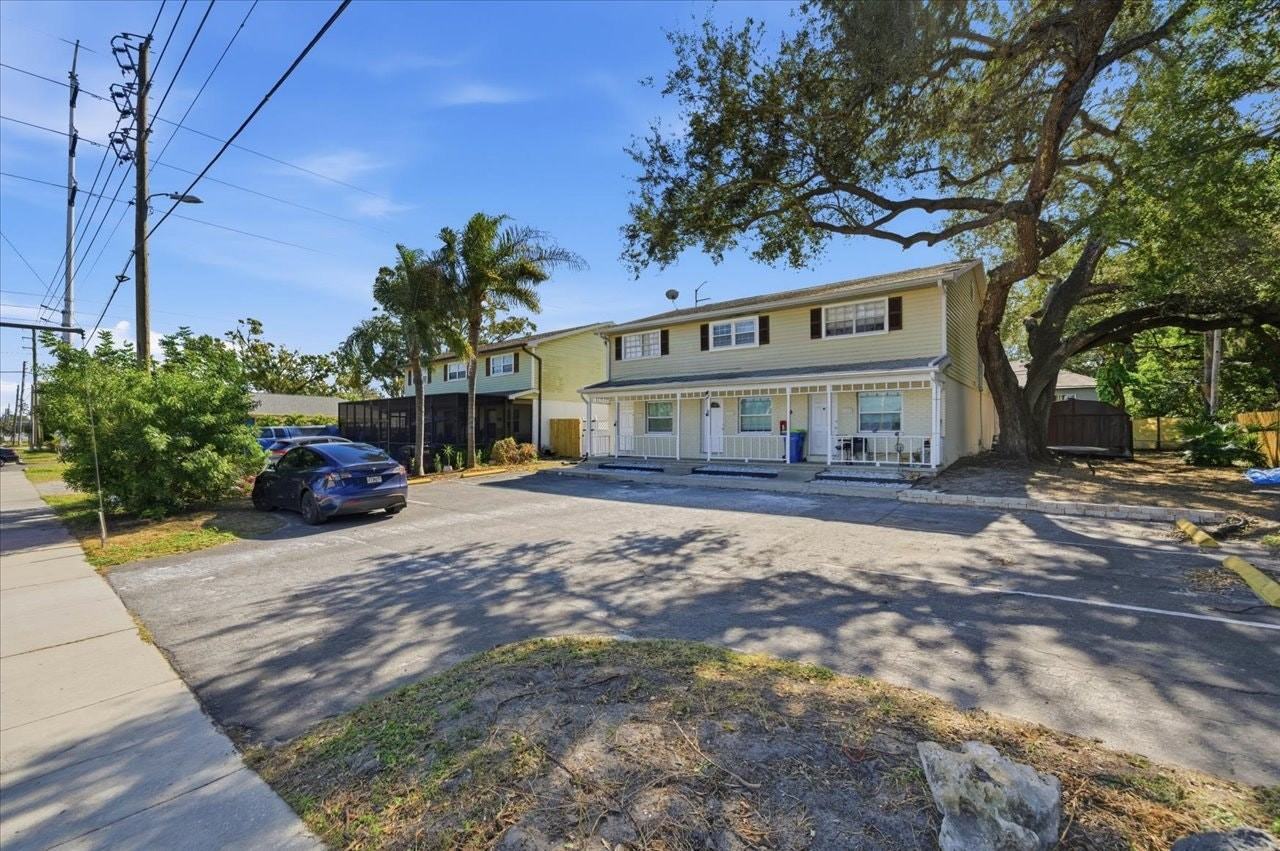 2810 62nd Avenue North - Photo 2 of 28