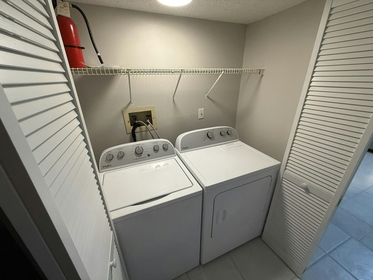 2810 62nd Avenue North - Photo 4 of 15