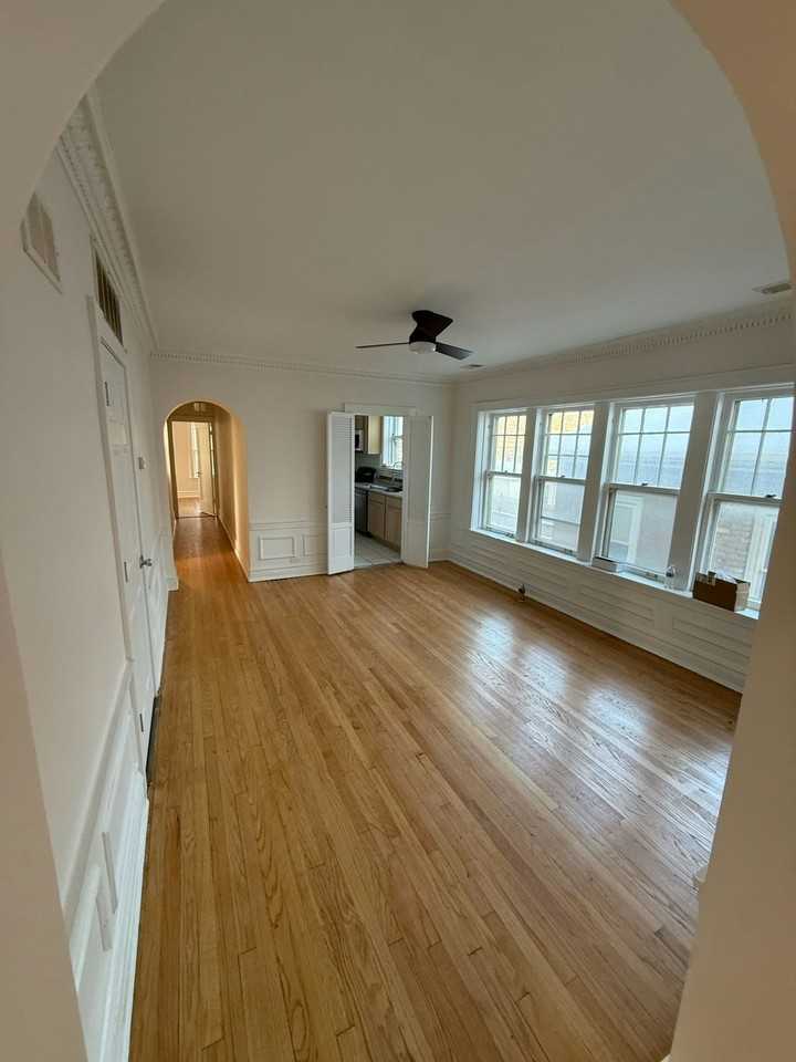 1413 Dobson St, Unit 1 - Photo 4 of 23