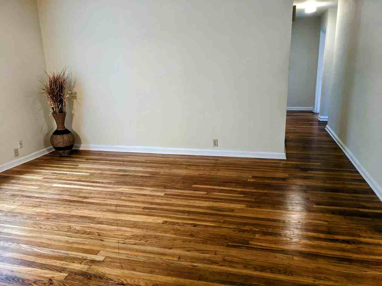 5928 Belmont Ave, Unit WD Hookup - Photo 3 of 18