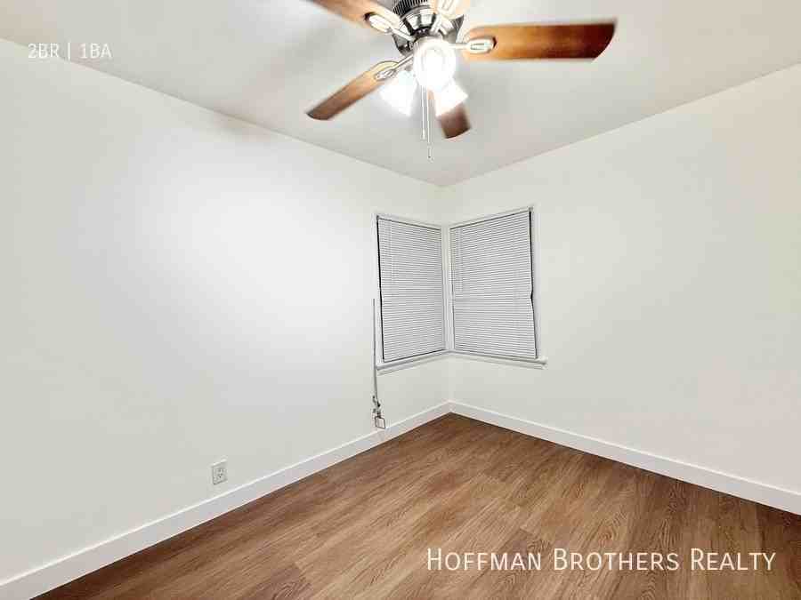 2920 11th Ave #2920 - Photo 3 of 8