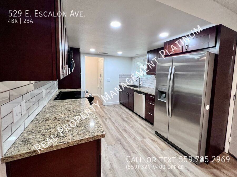 529 E Escalon Ave - Photo 2 of 25