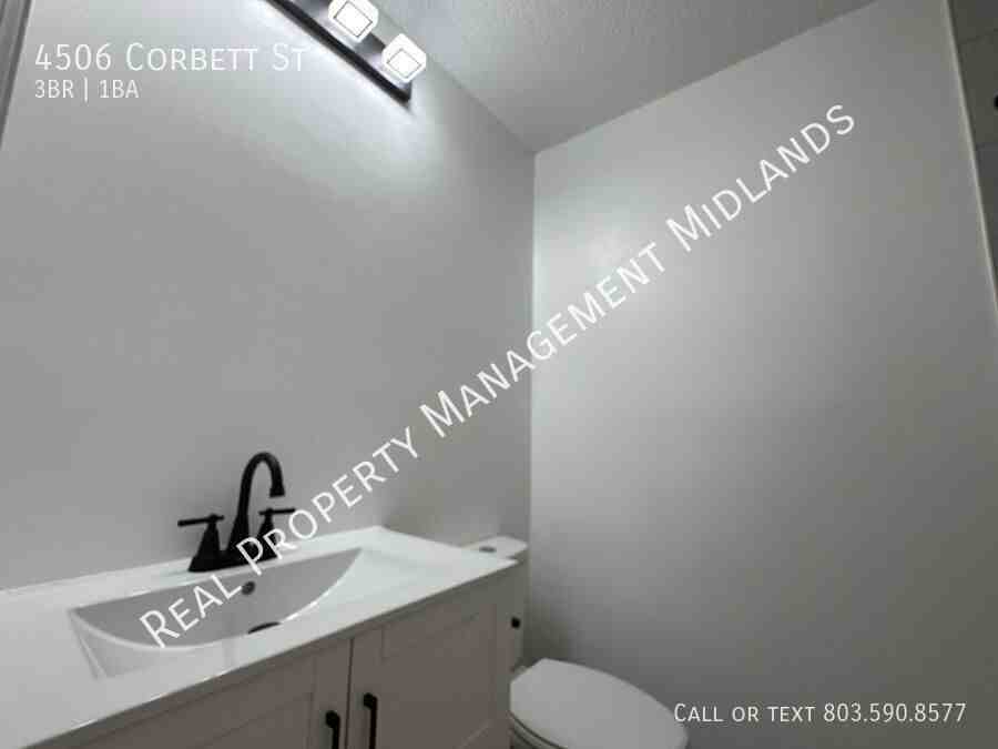 4506 Corbett St - Photo 6 of 8