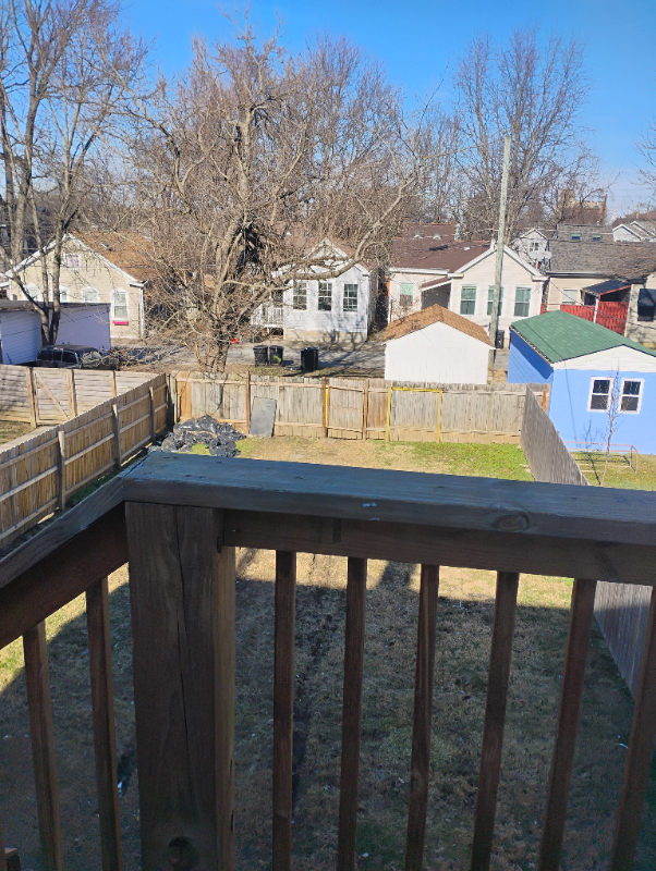 1017 E Breckinridge St #4 - Photo 3 of 11