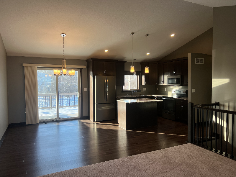 306 Luella Pl Ne - Photo 2 of 15