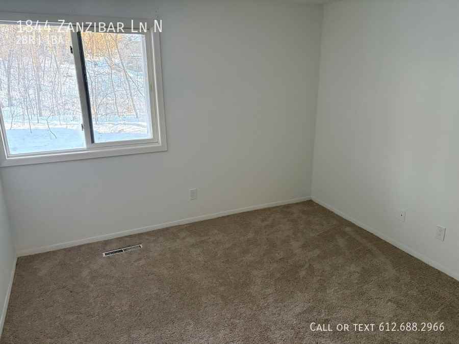 1844 Zanzibar Ln N #COPY - Photo 2 of 14