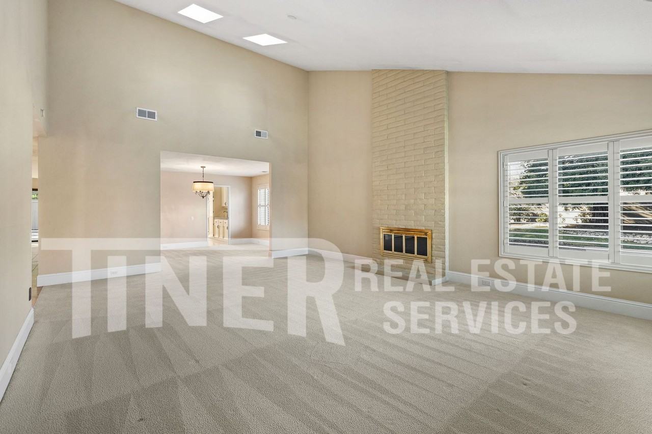 1920 Gold Nugget Pl - Photo 2 of 34