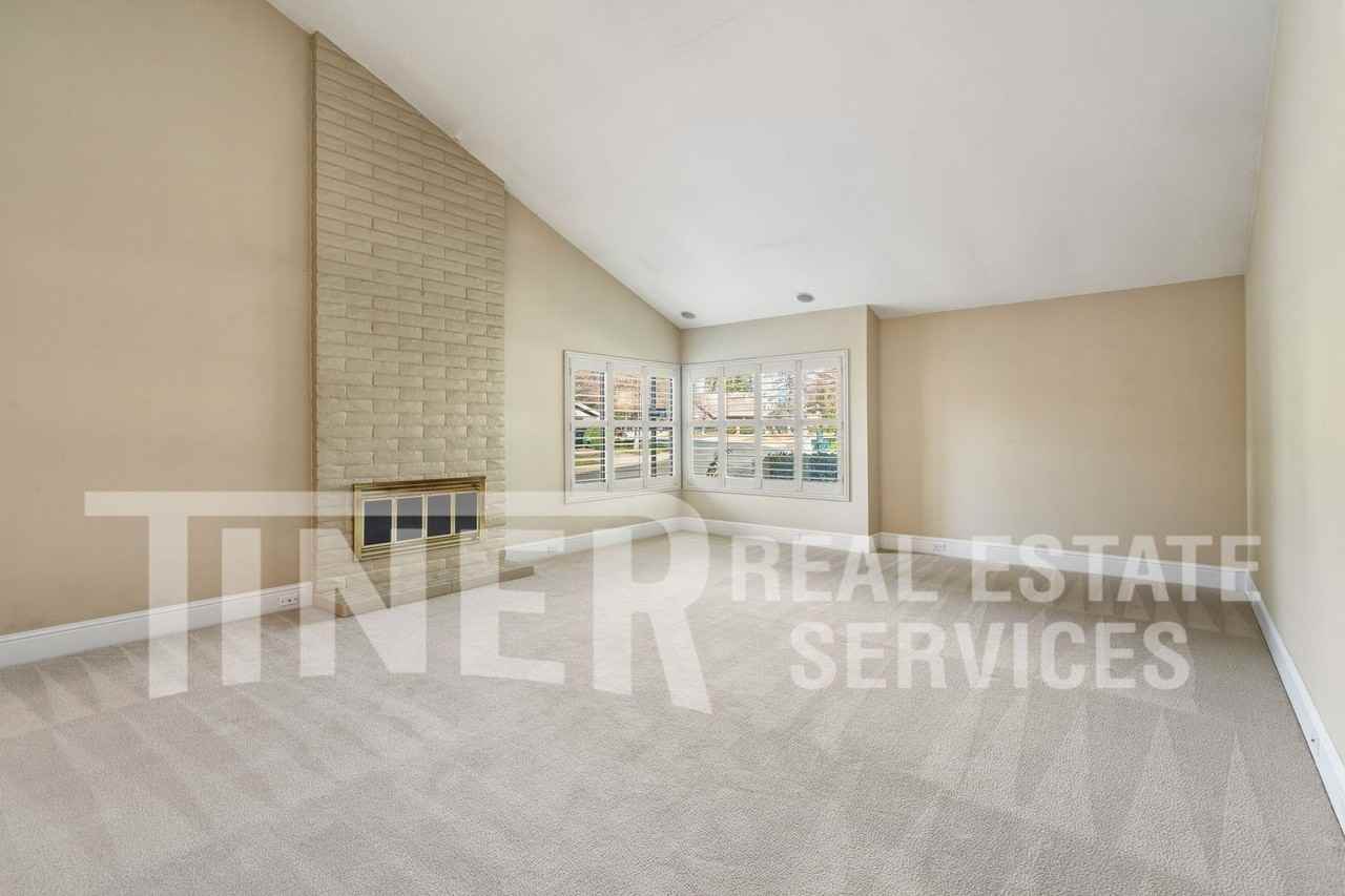 1920 Gold Nugget Pl - Photo 3 of 34