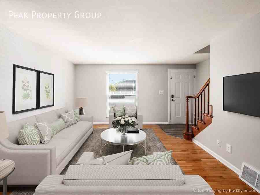 4490 Westborough Dr W #4490W - Photo 3 of 33