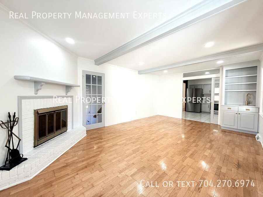 10109 Windrift Rd - Photo 7 of 21