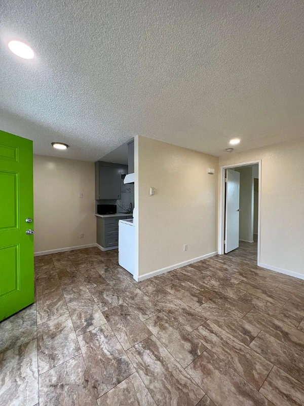 7428 S Puget Sound Ave #A - Photo 5 of 6