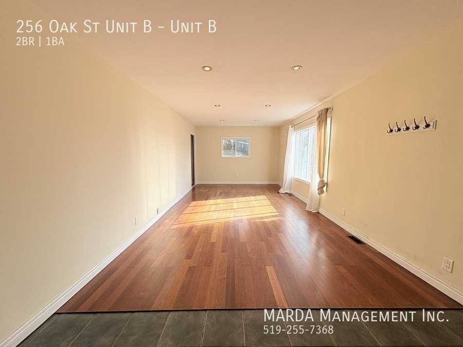256 Oak St Unit B #B - Photo 3 of 25