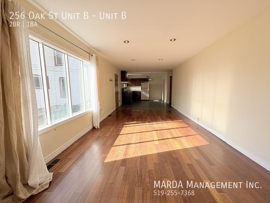 256 Oak St Unit B #B - Photo 4 of 25