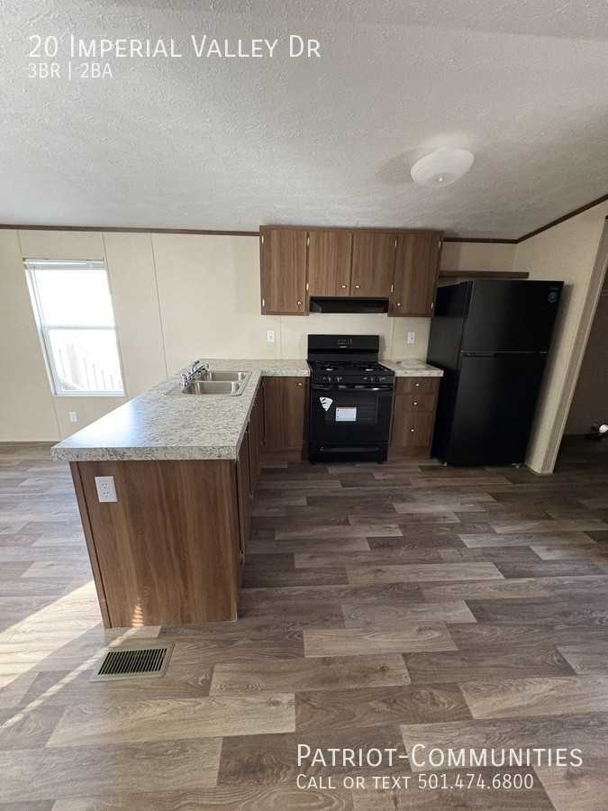 20 Imperial Valley Dr - Photo 6 of 11