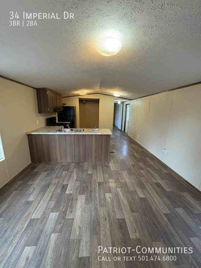 34 Imperial Dr - Photo 5 of 12