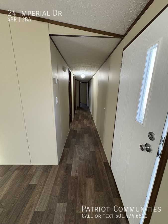 24 Imperial Dr - Photo 7 of 14