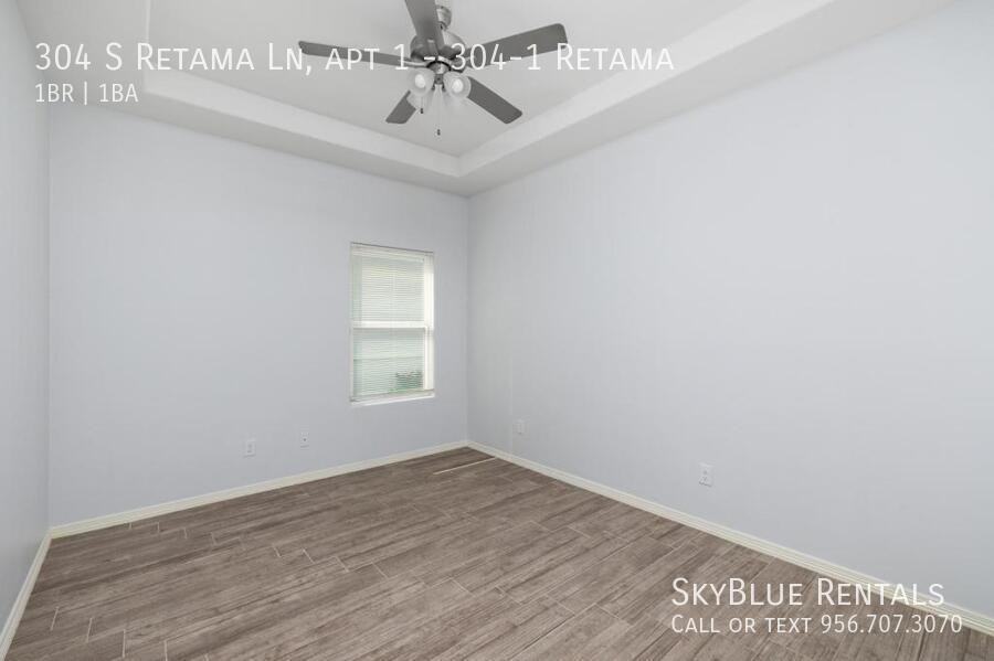 304 S Retama Ln - Photo 5 of 10