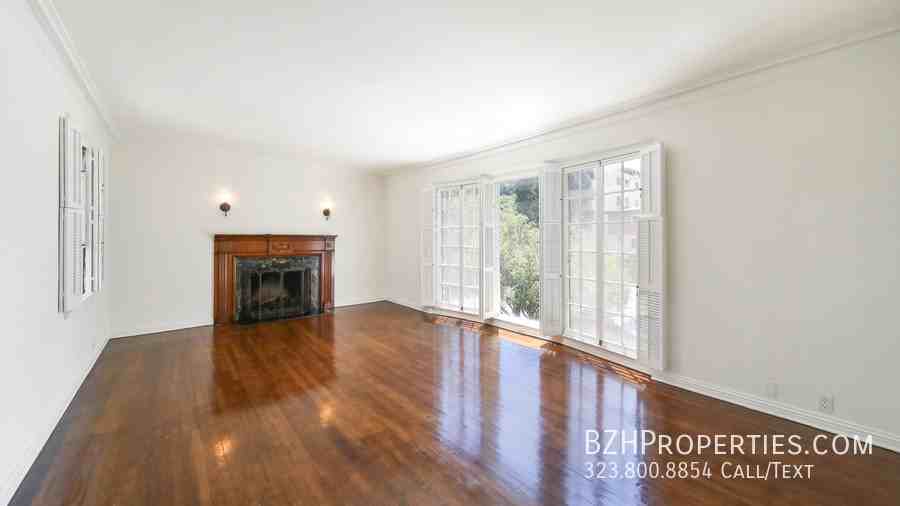 1284 S Beverly Glen Blvd - Photo 2 of 21