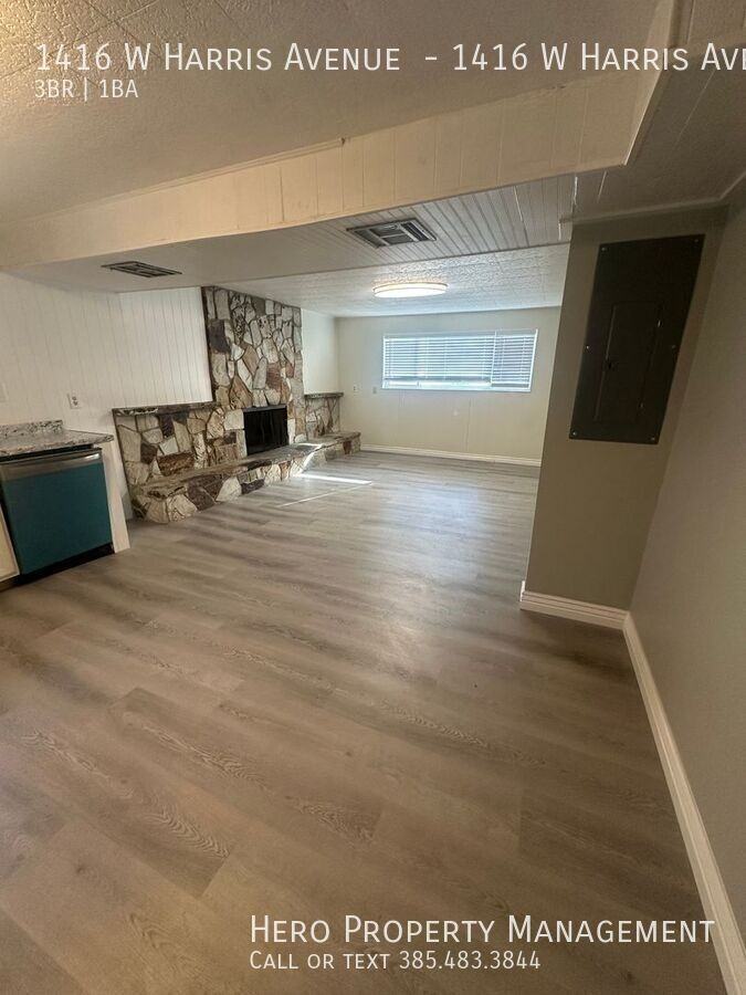 1416 W Harris Avenue  - 1416 W Harris Avenue #2 - Photo 4 of 25