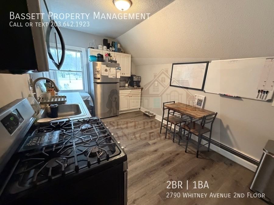 2790 Whitney Ave 2nd Fl - Photo 5 of 11