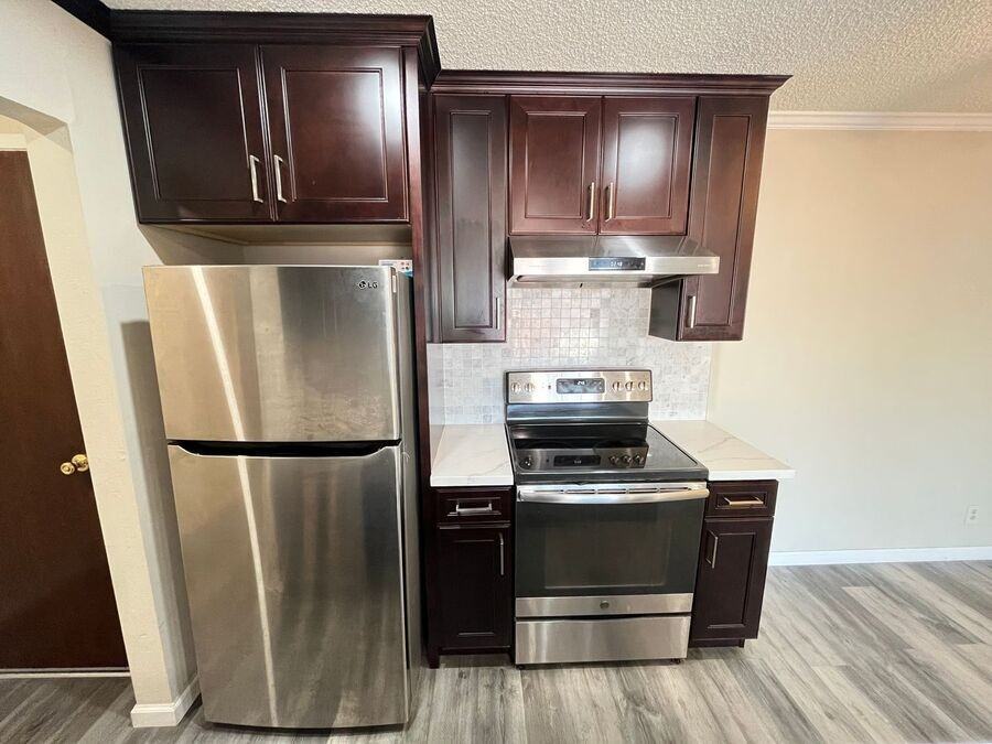 237 Wayne Ave #301 - Photo 4 of 23