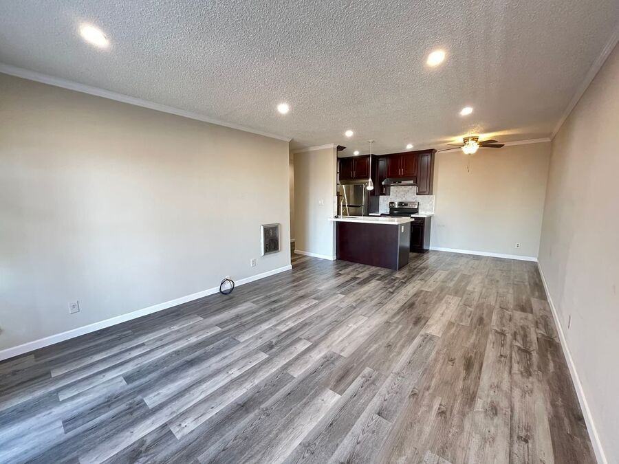 237 Wayne Ave #301 - Photo 7 of 23