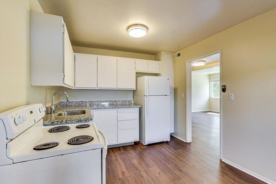 642 S 7th St #01 - Photo 2 of 29