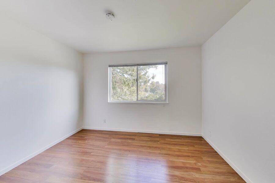 616 Canyon Rd #204 - Photo 7 of 16