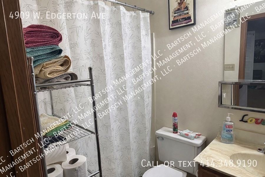 4909 W Edgerton Ave - Photo 6 of 7