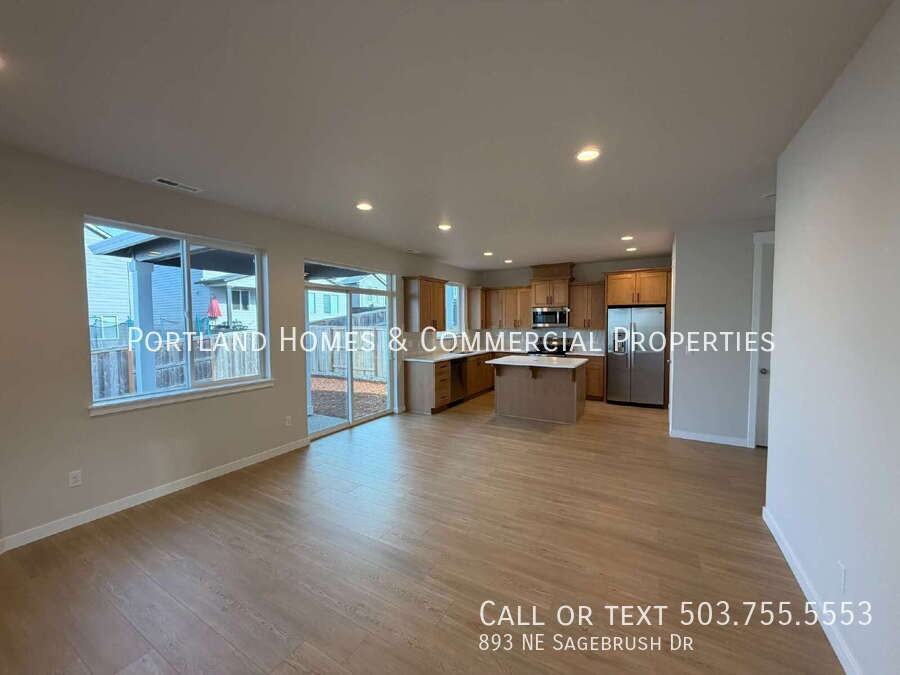 893 Ne Sagebrush Dr - Photo 4 of 20