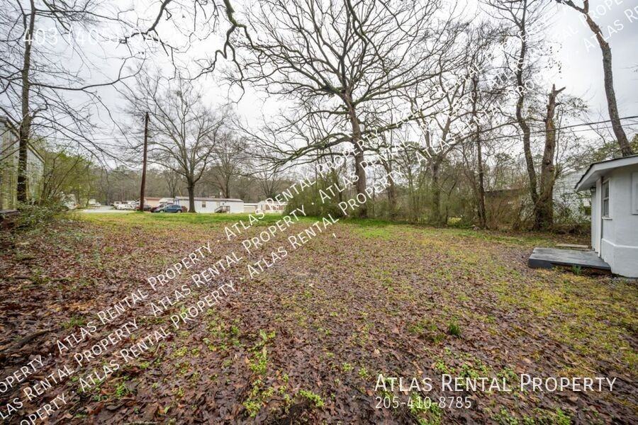 403 Oakwood Ave - Photo 4 of 25