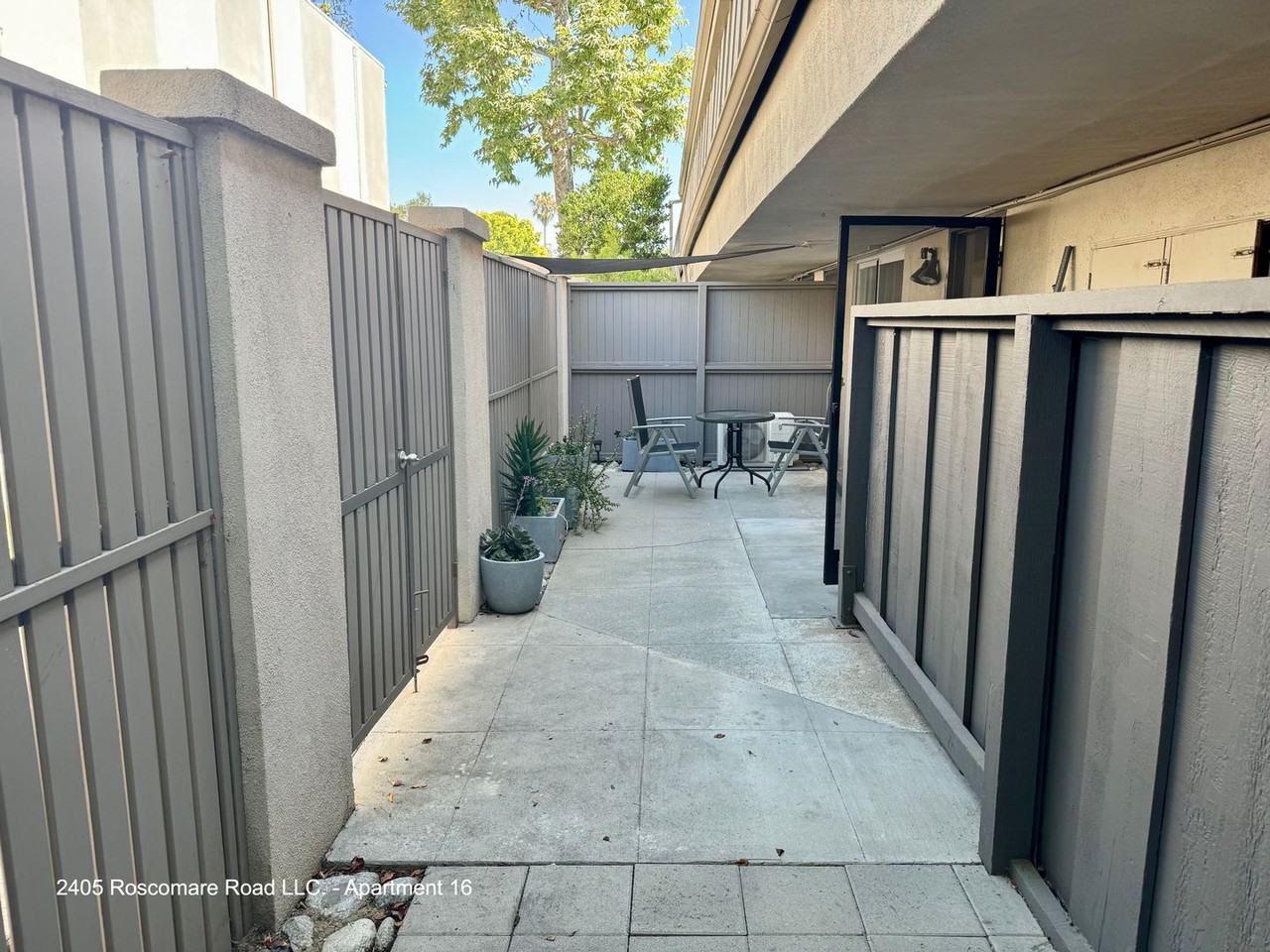 2405 Roscomare Rd LLC - Photo 3 of 40