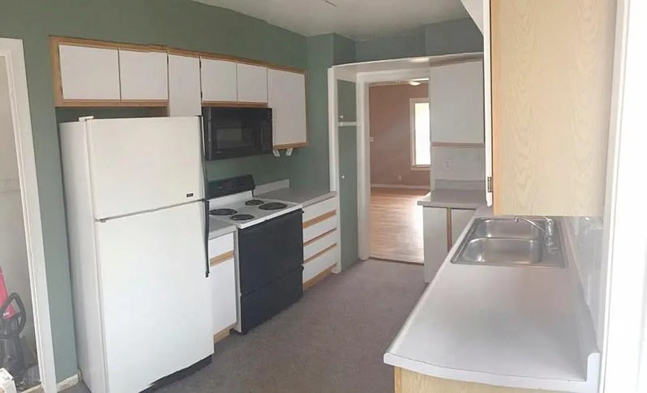 520 S Van Marter Rd - Photo 3 of 9