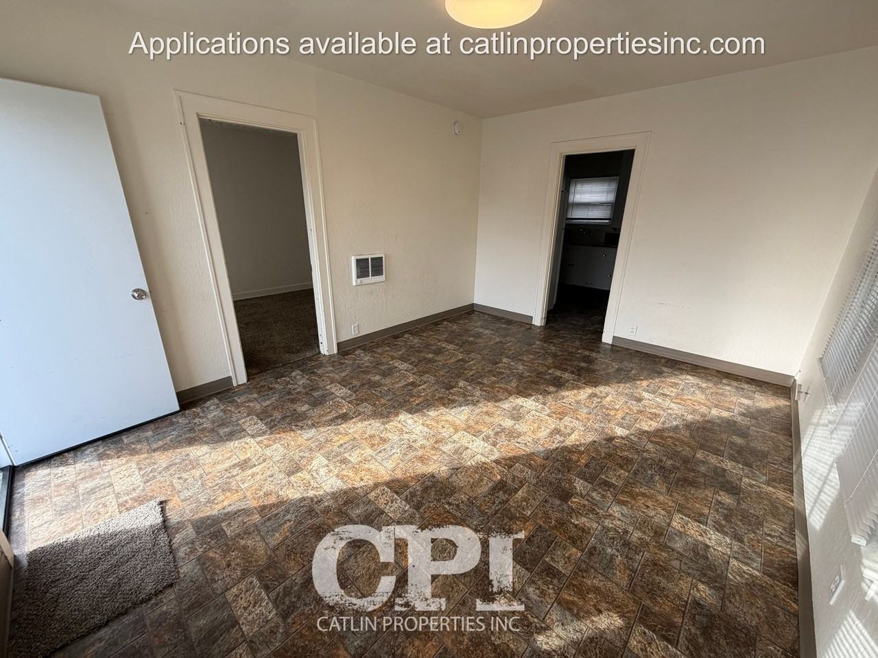 246 B St Sw #B - Photo 4 of 11