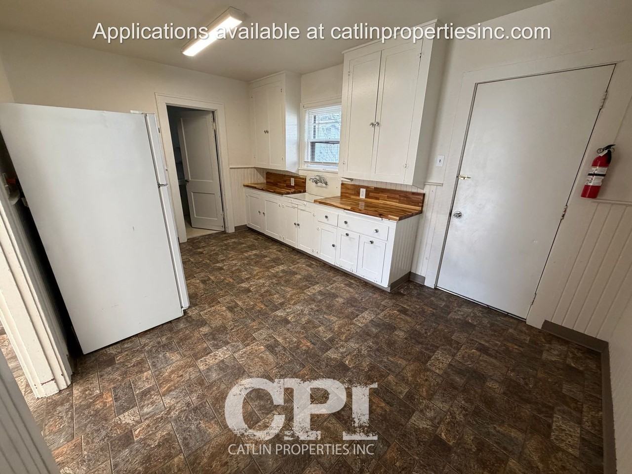 246 B St Sw #B - Photo 6 of 11