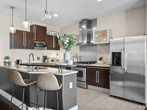 4100 Forest Park Ave #11