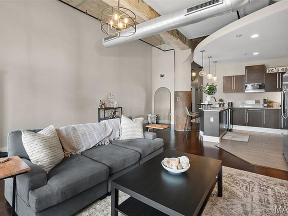 4100 Forest Park Ave #11 - Photo 4 of 18