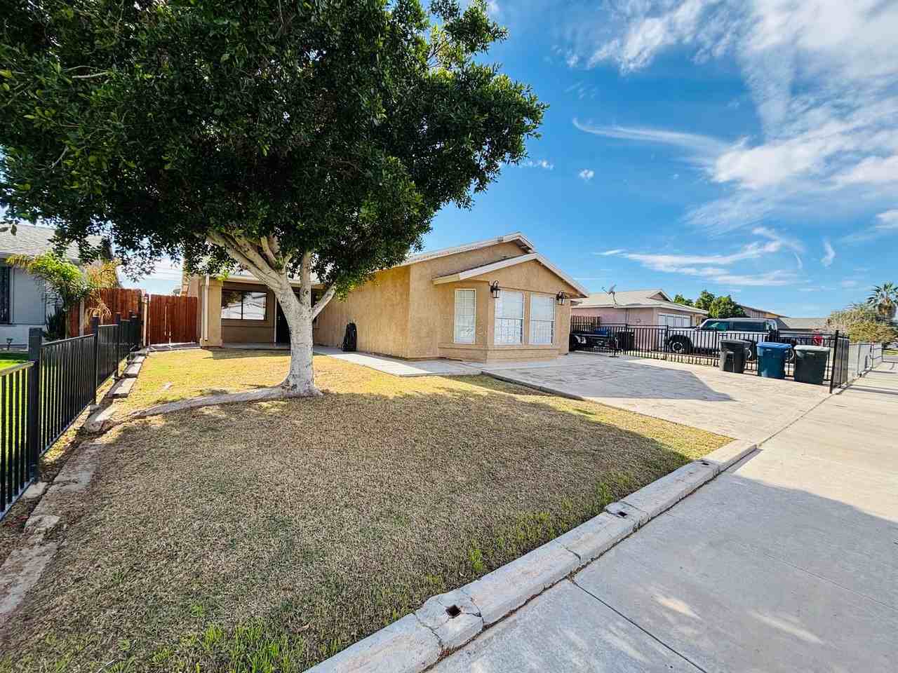 289 Tangerine Dr - Photo 3 of 26