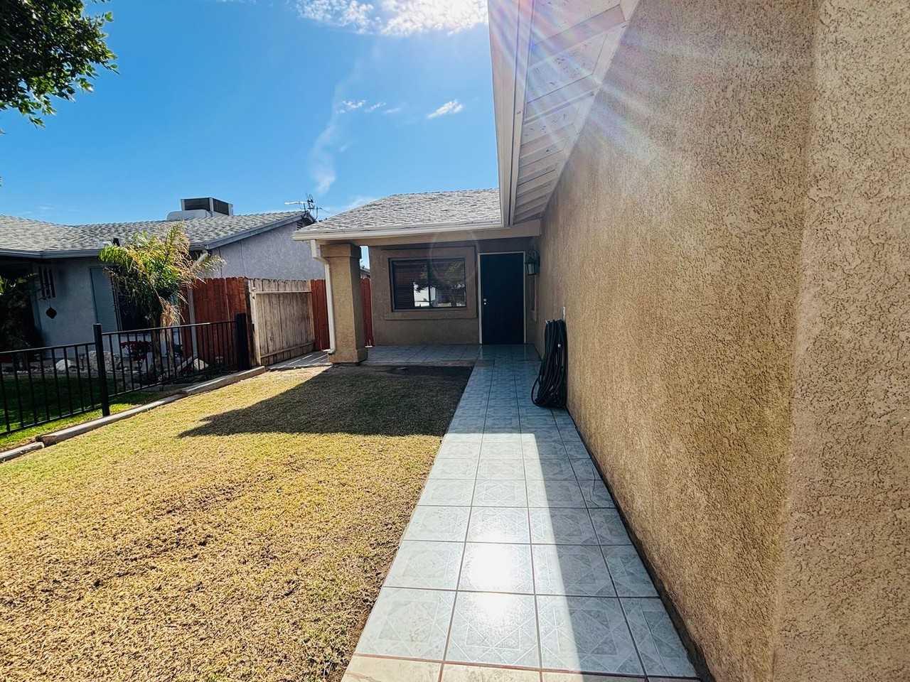 289 Tangerine Dr - Photo 4 of 26