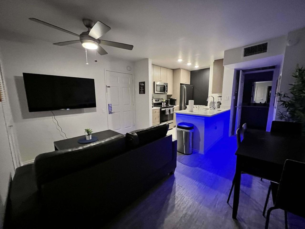 Ecco AT - Photo 2 of 22