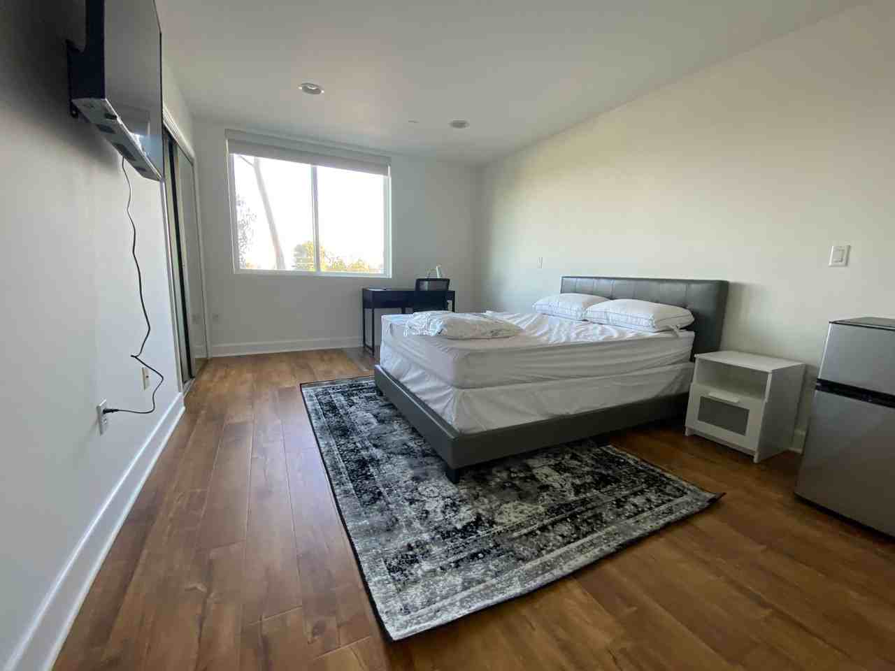 Ecco Edinburgh - Photo 5 of 9