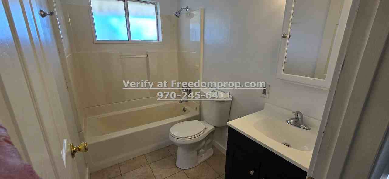 3103 F Rd - Photo 4 of 8