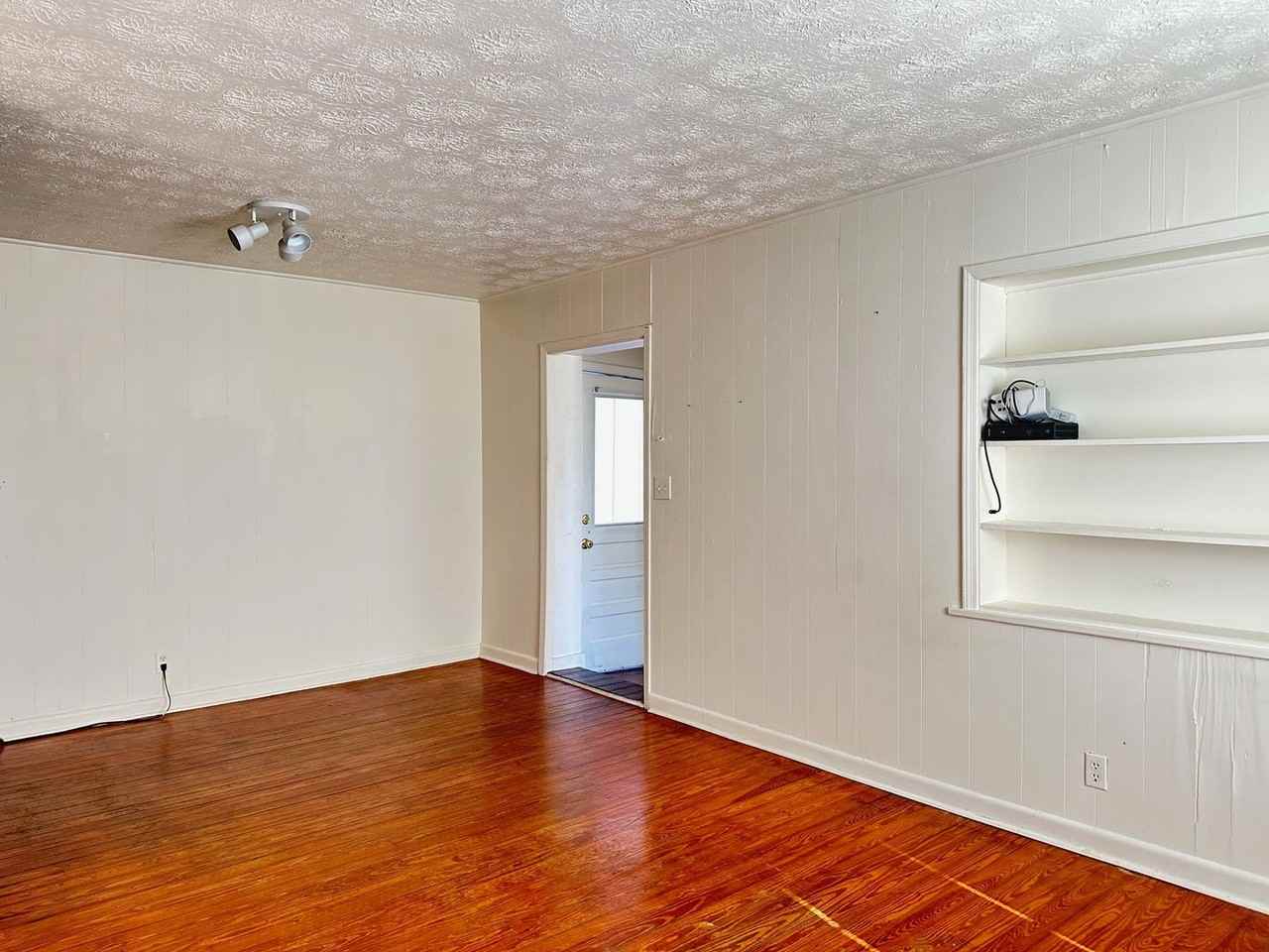 337 N Fletcher Ave - Photo 6 of 16