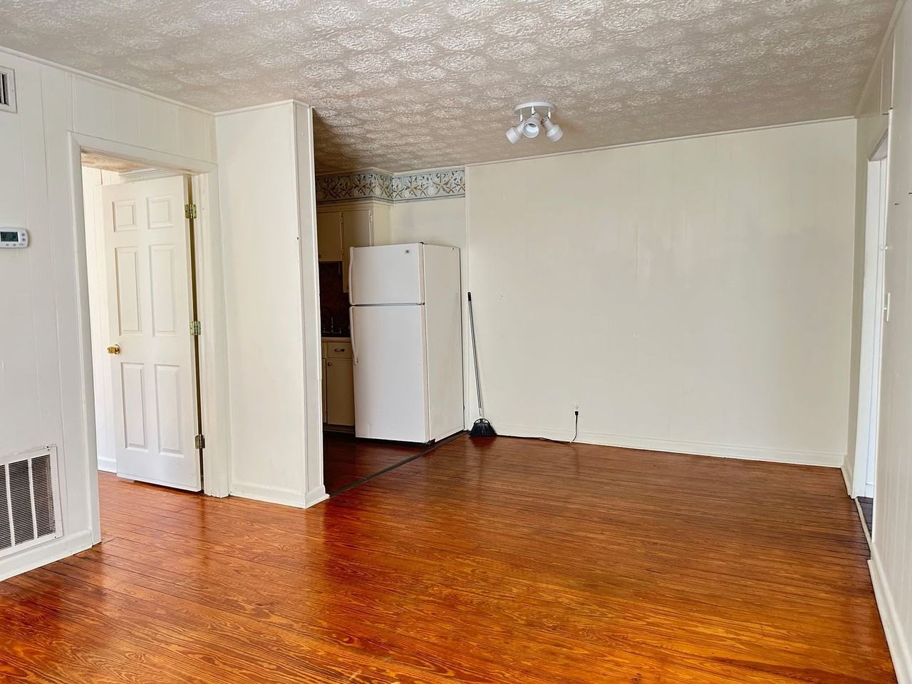 337 N Fletcher Ave - Photo 7 of 16