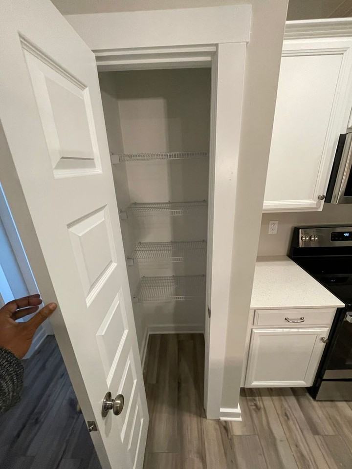 60 Cole Ln - Photo 5 of 37