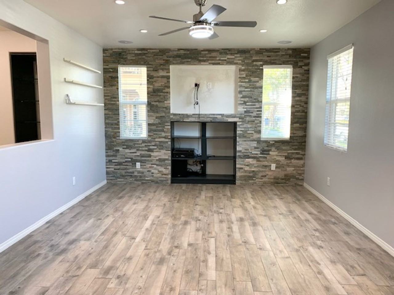 3150 N Ventura Rd - Photo 4 of 20